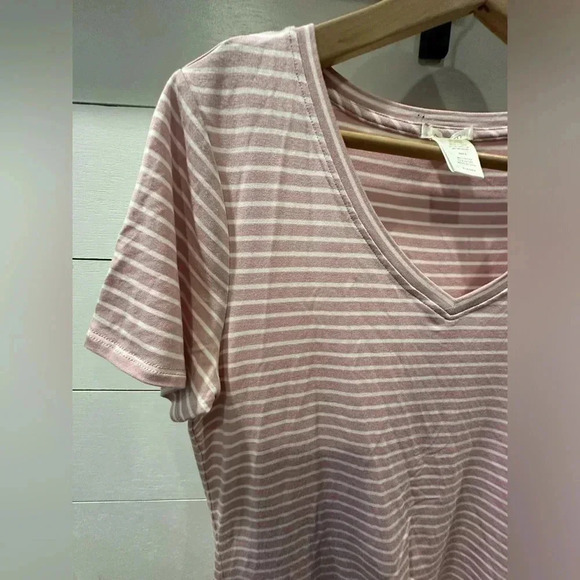 Maddy M Pink/ white side tie shirt- women’s small - Picture 3 of 4